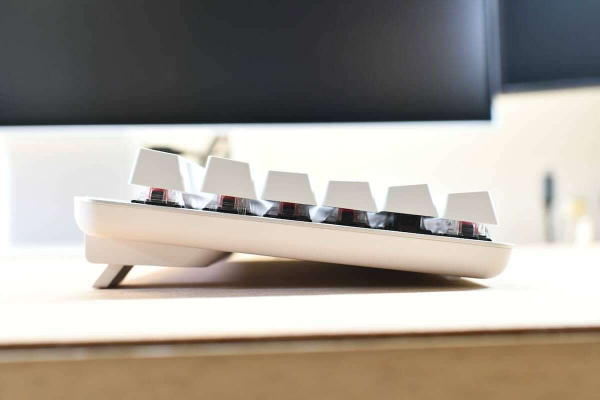 ロジクールSignature K855ワイヤレスキーボードレビュー!4色から選べる破格のメカニカルキーボード 43 50fdd3fce68770af8b5f578df1009635