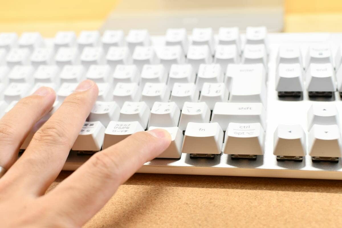 ロジクールSignature K855ワイヤレスキーボードレビュー!4色から選べる破格のメカニカルキーボード 44 b972a0e3bc2524d8e5a1db9fdbc883c8