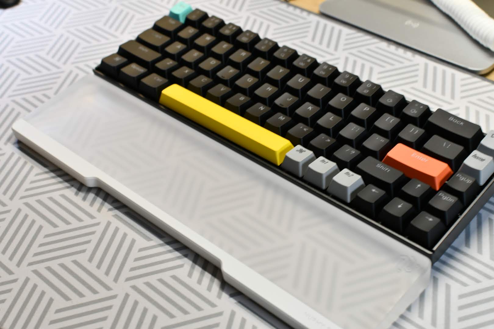 NuPhyとは?おしゃれなデザインで話題の新進気鋭のキーボードブランドについて紹介 291 Keychron K6 1