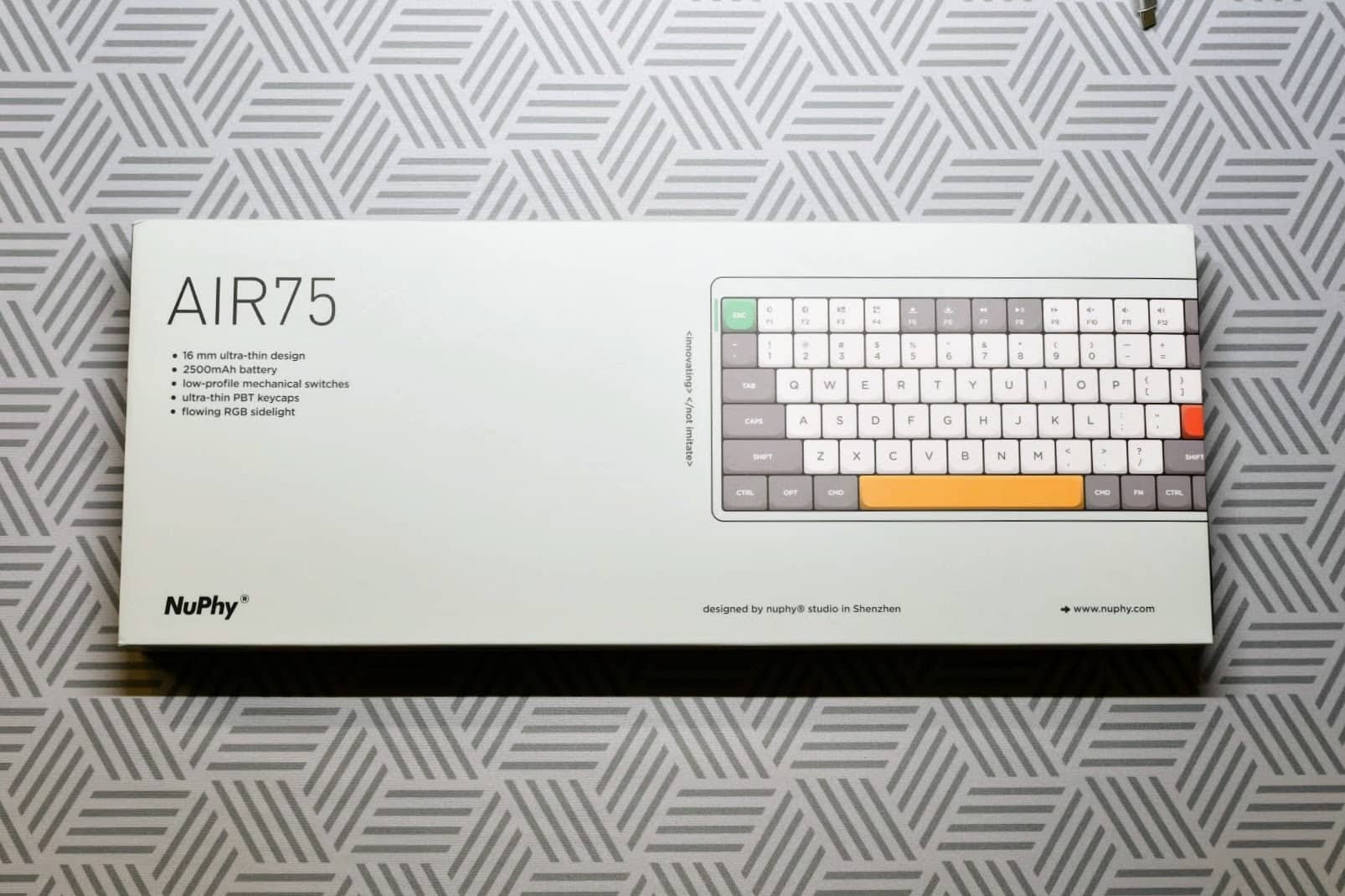 NuPhy Air 75レビュー。MacでもWindowsでも使える可愛いメカニカルキーボード 11 NuPhy Air75 13
