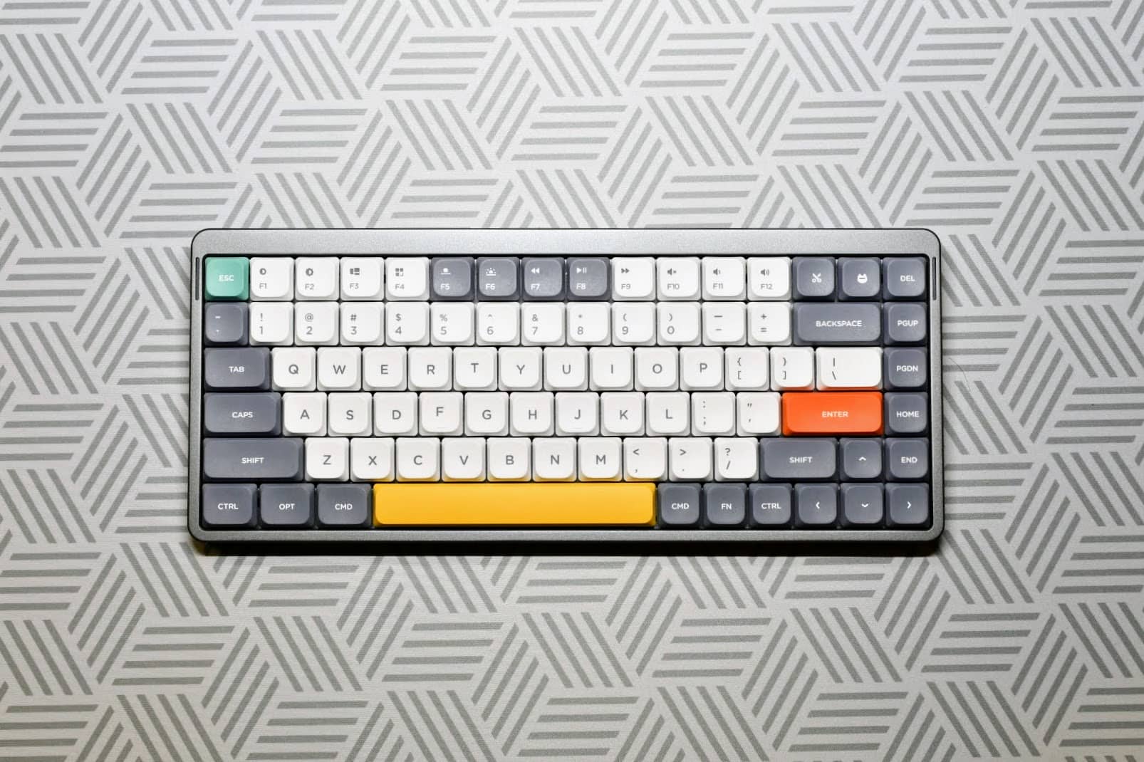 NuPhyとは?おしゃれなデザインで話題の新進気鋭のキーボードブランドについて紹介 2 NuPhy Air75 2
